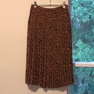 Like New J Crew Pleated Pink Leopard Print Skirt